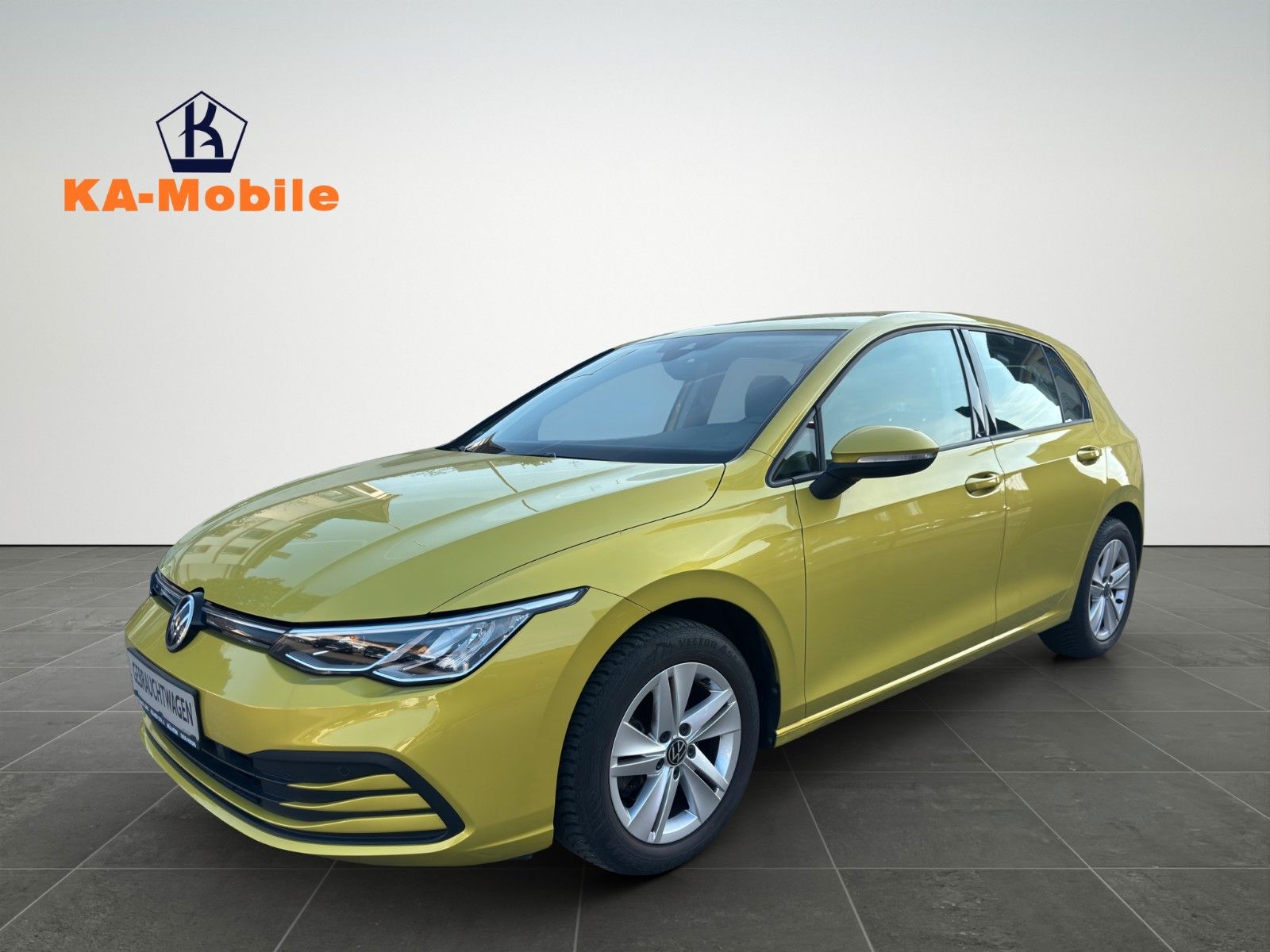 Volkswagen Golf VIII Lim. Life*Nur72000KM*Navi*Klima*PDC! imagem 3