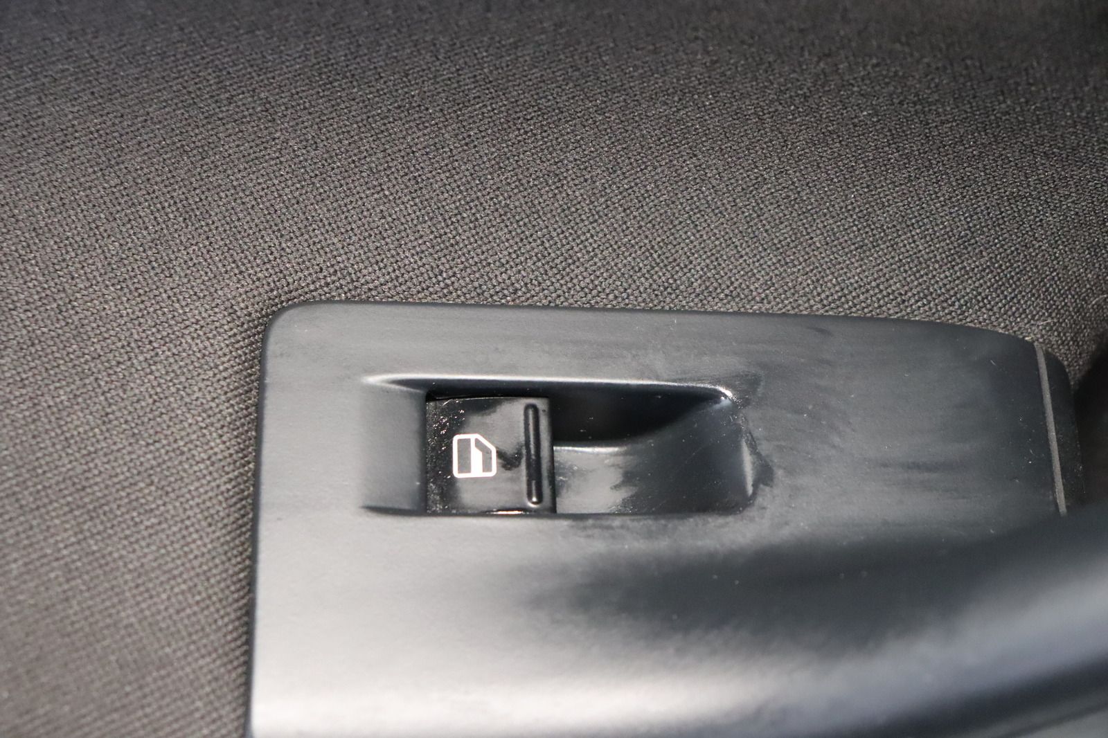 Fahrzeugabbildung Volkswagen Golf 1.6 TDI BMotion Tech Comfortline Variant