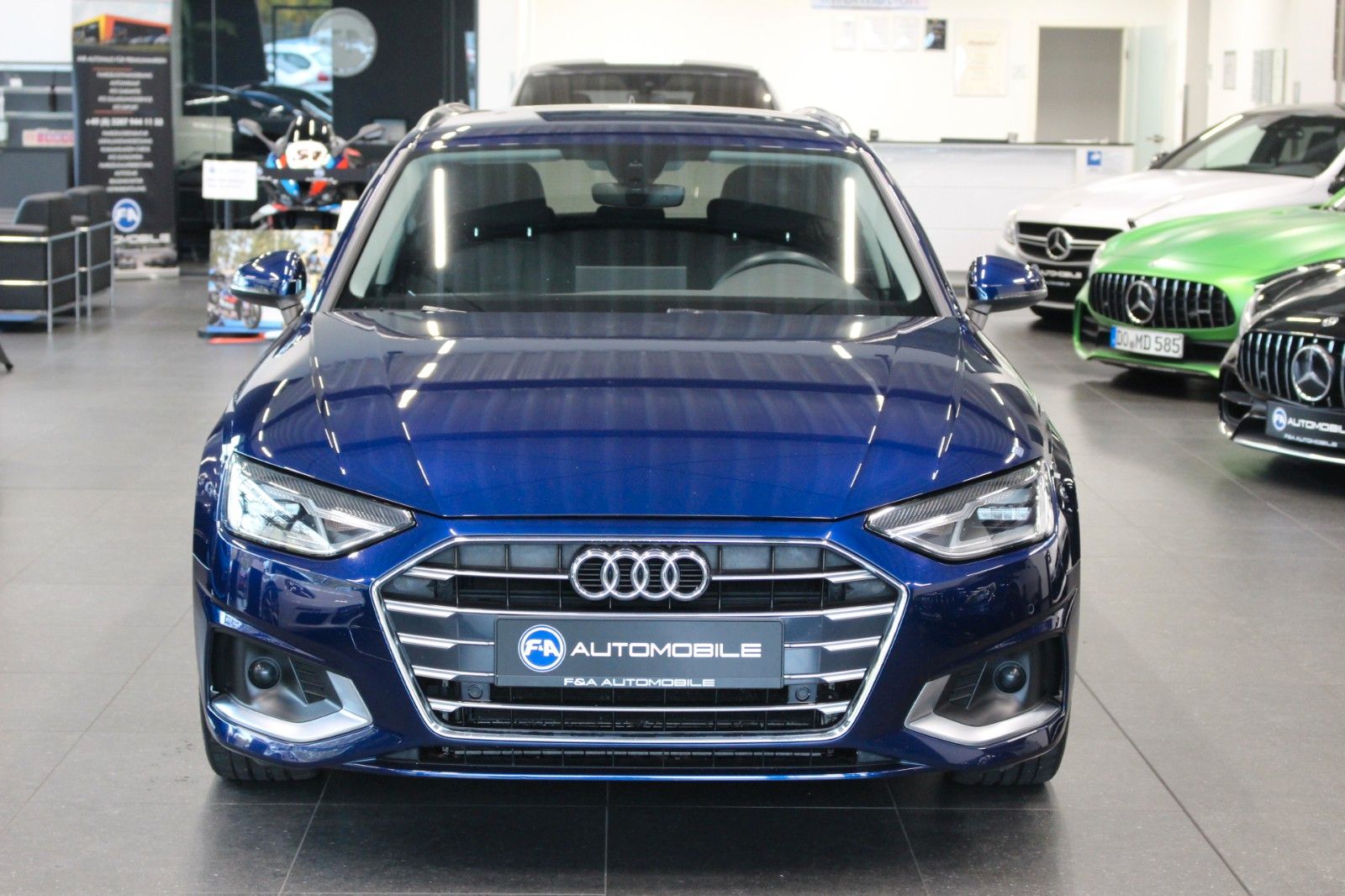 Fahrzeugabbildung Audi A4 40 TDI S tronic  Avant*Kamera*Navi*Ambiente.