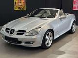 Mercedes-Benz SLK 200 SLK 200 Kompressor*Automatik*SH*Leder*TÜ - Mercedes-Benz SLK 200 Gebrauchtwagen in Köln