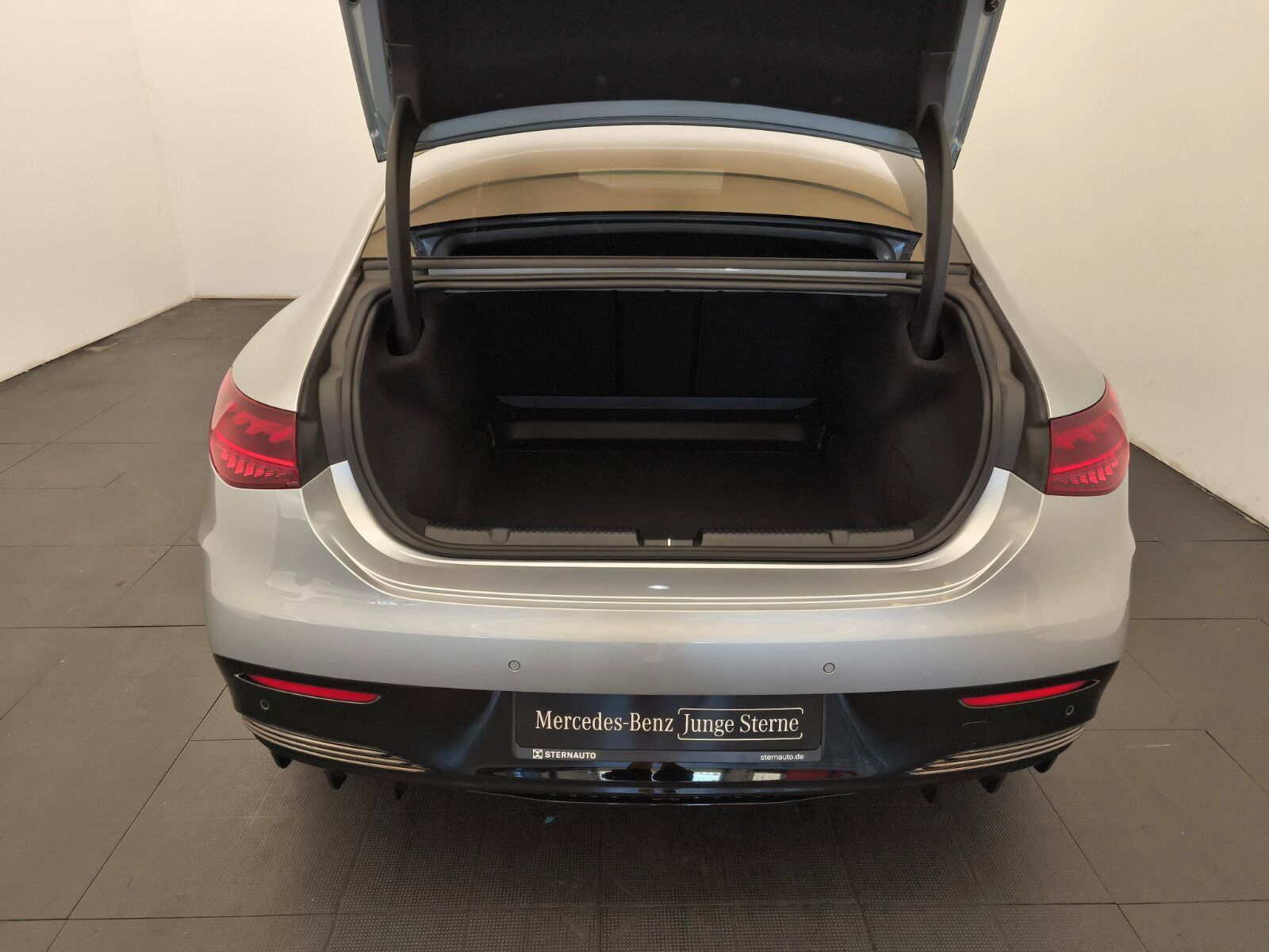 Mercedes-Benz EQE 53 4M Premium Plus Drivers Massage 21 Zoll foto 11