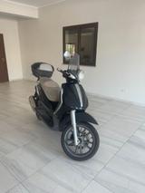 Piaggio Beverly 250 i.e. TOURER - PIAGGIO VON 126 BIS 250 CCM