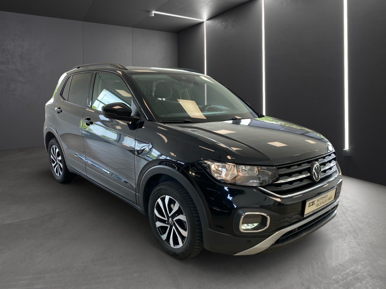 Fahrzeugabbildung Volkswagen T-Cross 1.0 TSI Active*Navi*PDC*DSG*Sitzheizung