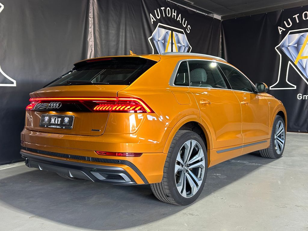 Image of Audi Q8