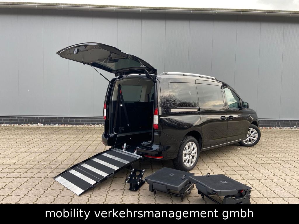 Ford Grand Tourneo