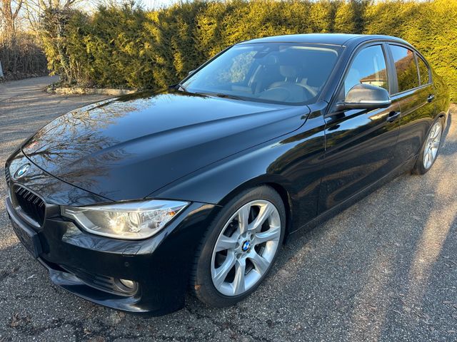 BMW 335i Lim. Aut. XENON NAVI  Head Up KLIMA PDC ALU