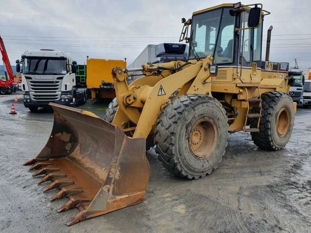 CAT 928F / nur 9.802h / Aircondition / 1994