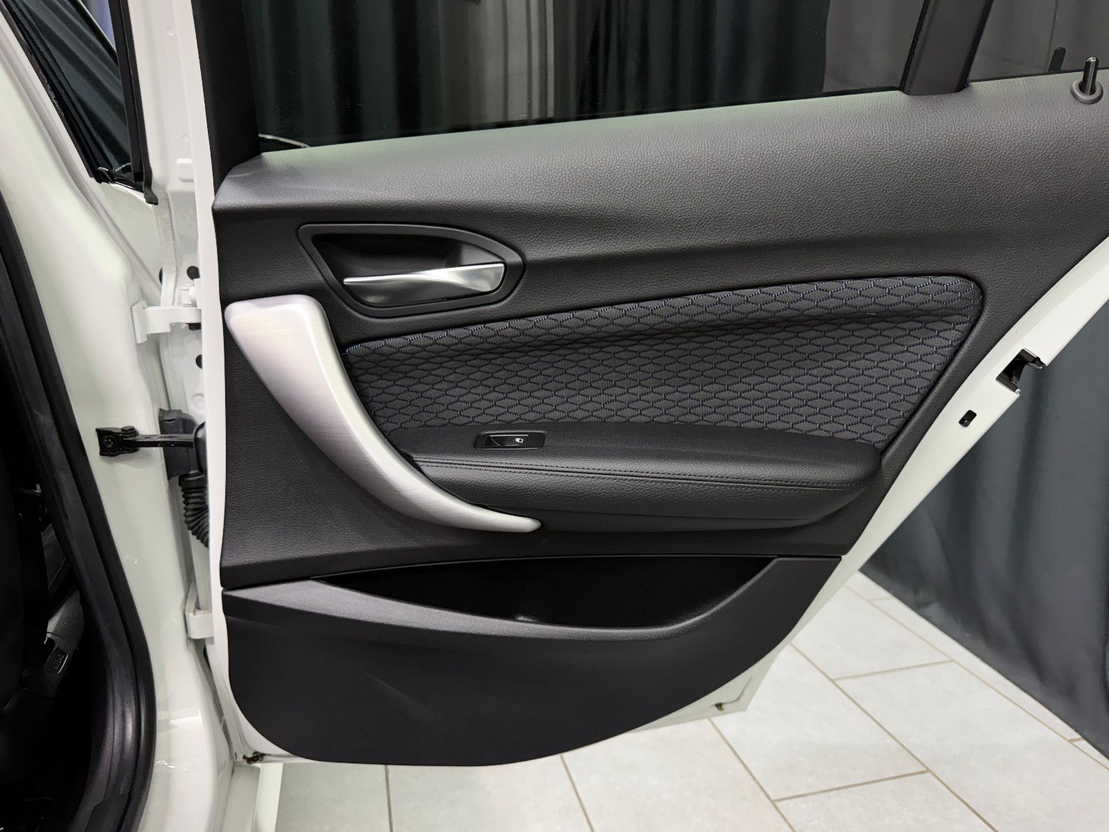 Fahrzeugabbildung BMW M140i xDrive Special Edition|M-PERFORMANCE|1.HD
