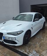 Alfa Romeo Giulia Quadrifoglio 2.9 V6 Bi-Turbo 375 kW A... - Alfa Romeo Giulia V6 Gebrauchtwagen
