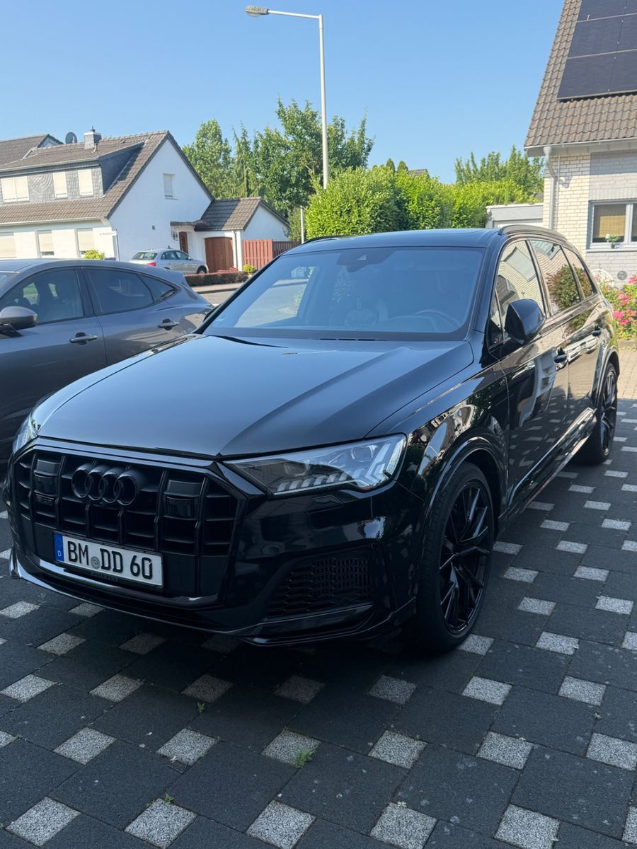 AUDI SQ7 TDI  Carbon/ Soft/ Matrix/ V8 Sound/