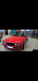 BMW318i Edition Executive - BMW 318 aus 1990