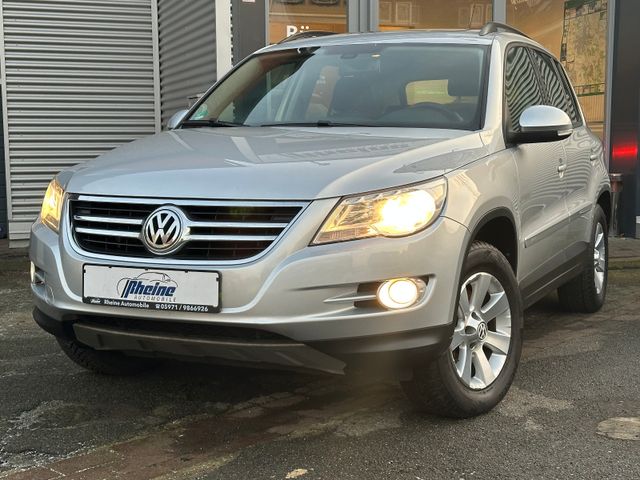 Volkswagen Tiguan Track & Field 4Motion*PDC*NAVI*AHK*PANO*