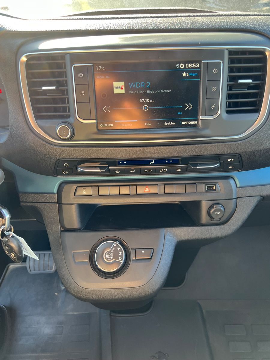 Fahrzeugabbildung Peugeot Traveller Active * 1.HAND *