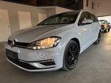 Volkswagen Golf VII Variant Comfortline AHK/SHZ/PDC/NAVI - Volkswagen Golf mit Anhängerkupplung