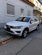 Volkswagen Touareg V6 TDI R-Line - Volkswagen Touareg in Mannheim