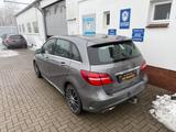 Mercedes-Benz B 250 AMG-LINE*LED*PANO*KAMERA* - Mercedes-Benz B 250 aus 2017