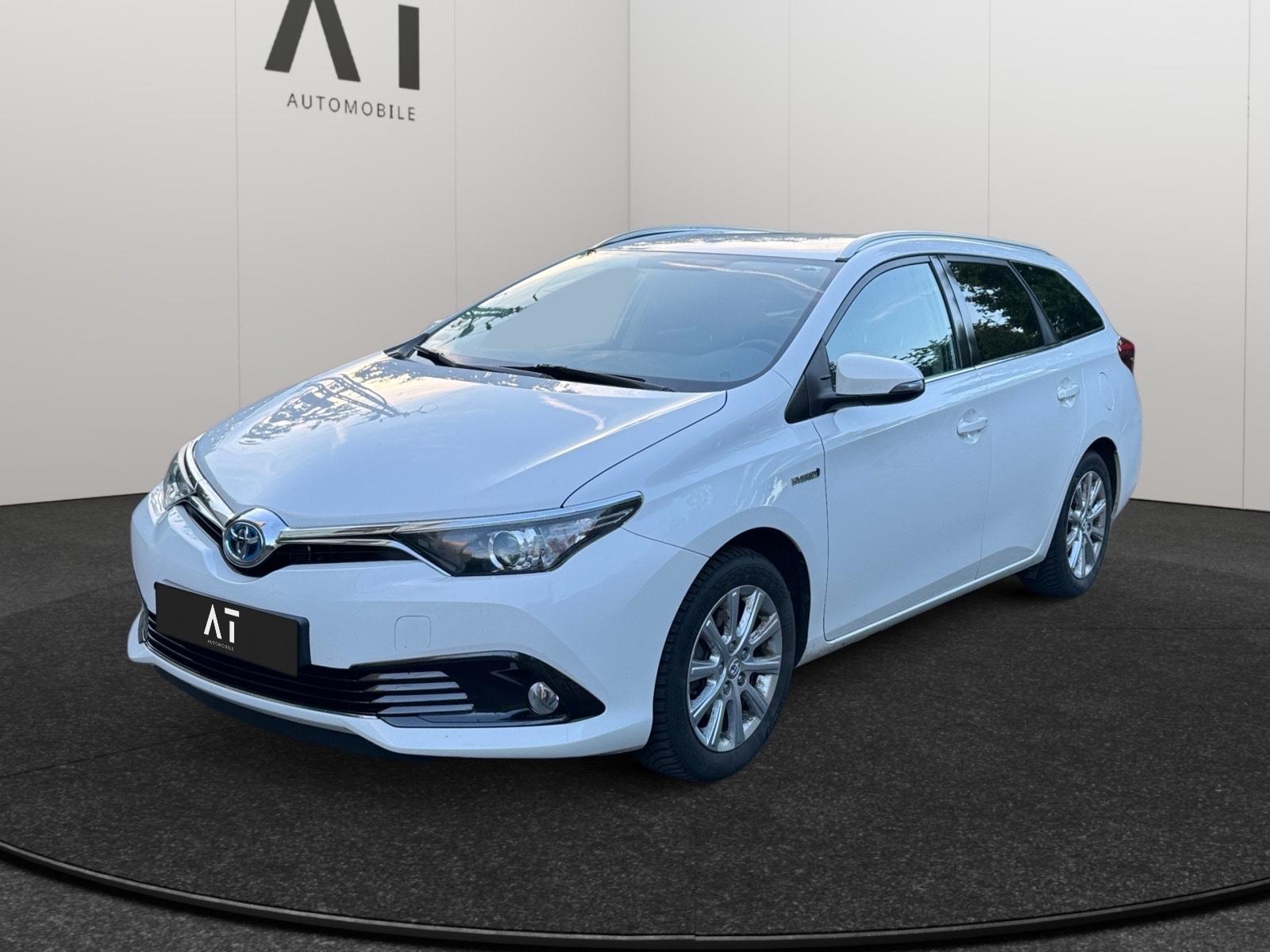 Toyota Auris Touring Sports 1.8 Hybrid Design Edition