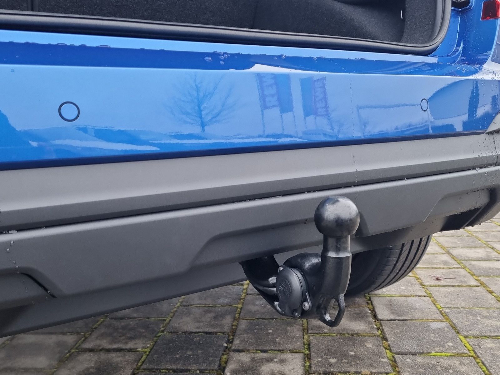 Fahrzeugabbildung SKODA Kamiq Tour 1,0 TSI 85KW/115PS DSG AHK Fahrassi+