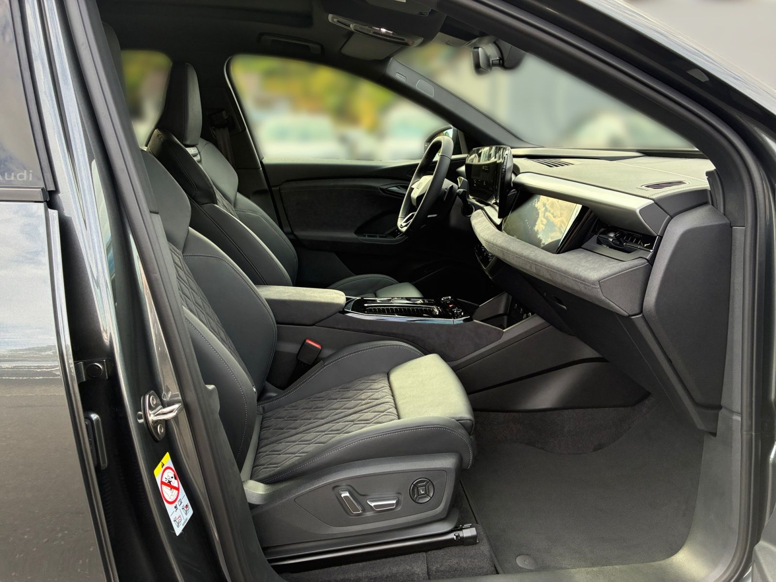 Audi Q6 e-tron - Bild 12