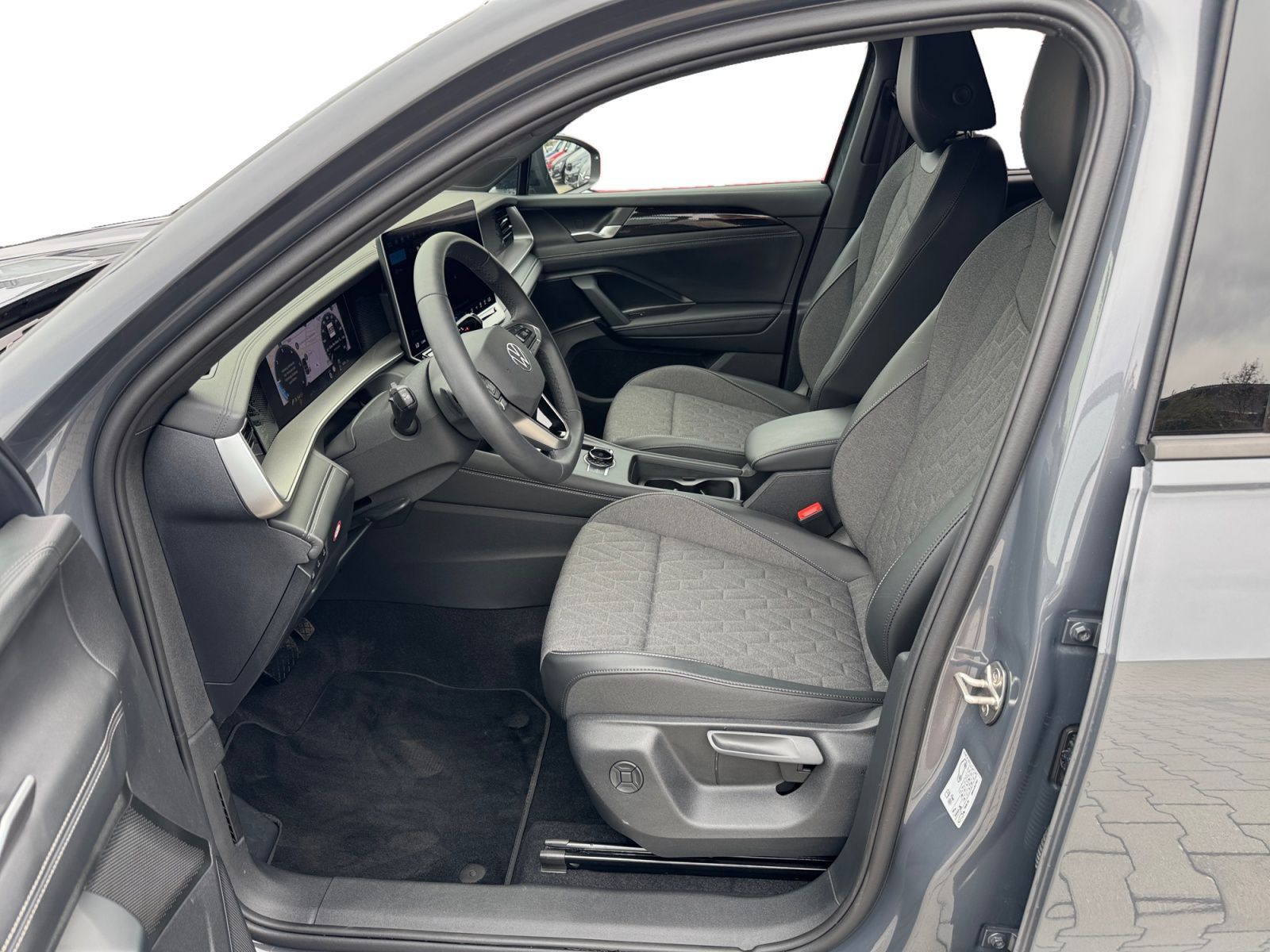 Volkswagen Tayron Life 2.0 TDI DSG STHZG AHK 360° foto 4