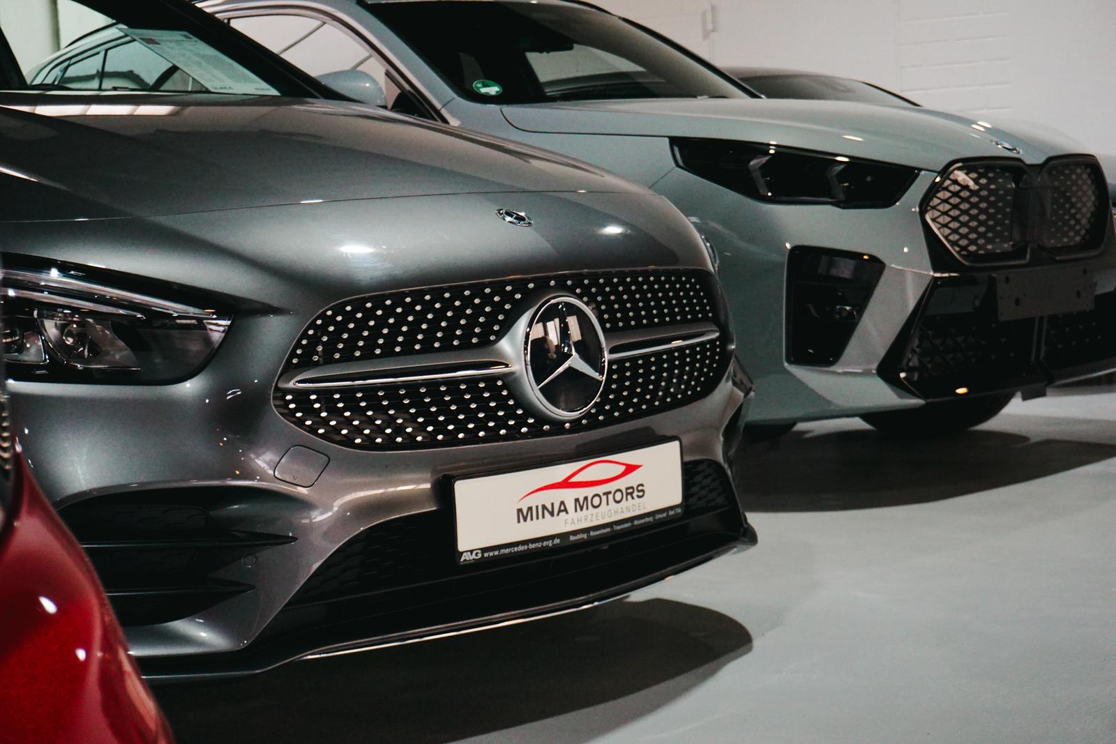 showroom-image-bottom