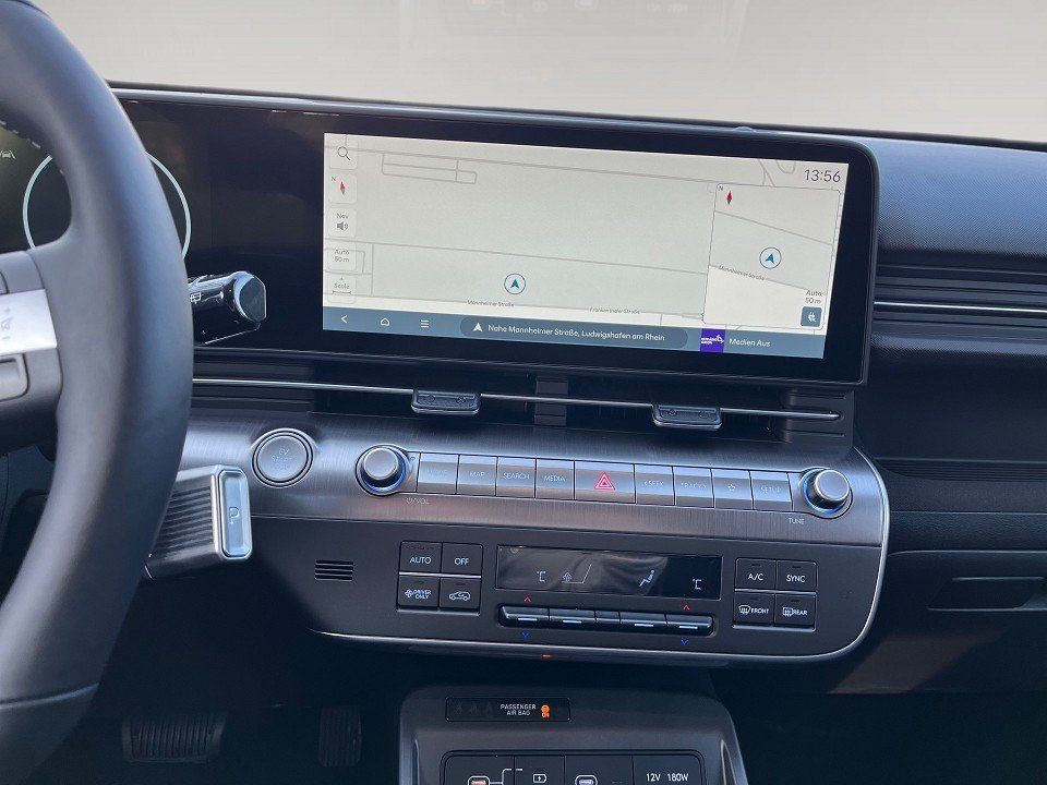 Fahrzeugabbildung Hyundai KONA Elektro 65kWh Trend Assistenz-Paket