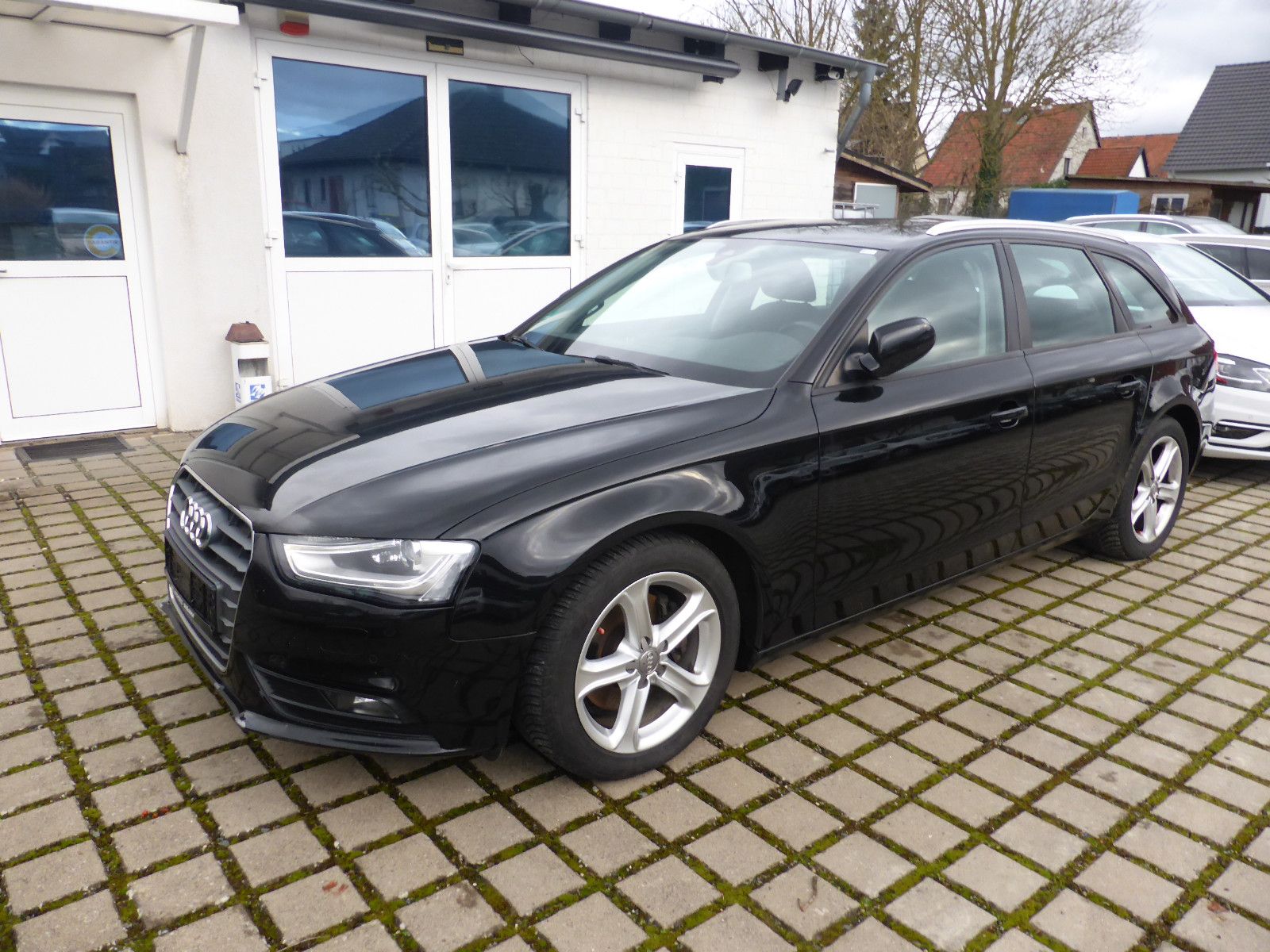 AUDI A4 Avant Ambition *XENON*AHK*NAVI*LED*