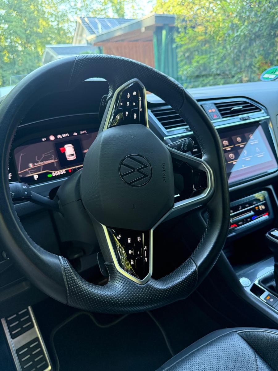 Volkswagen Tiguan Allspace DSG R-line 4MOTION