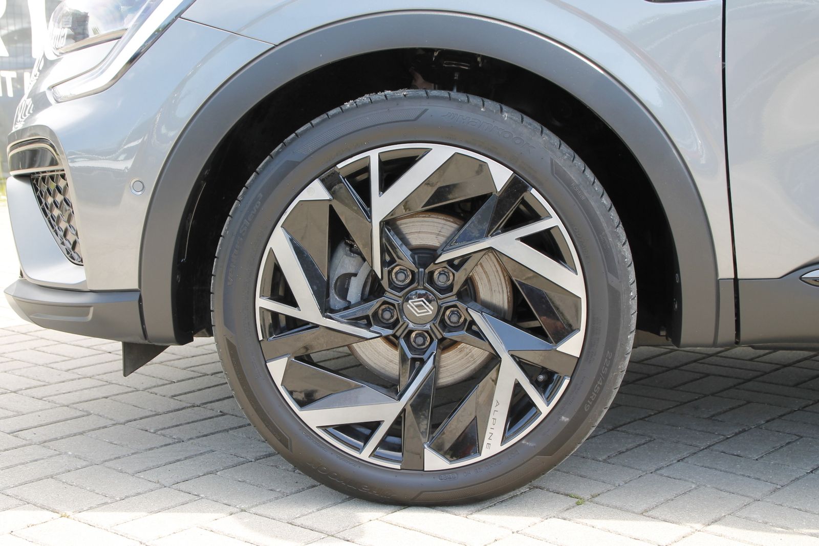 Fahrzeugabbildung Renault Arkana ESPRIT ALPINE Full Hybrid 145
