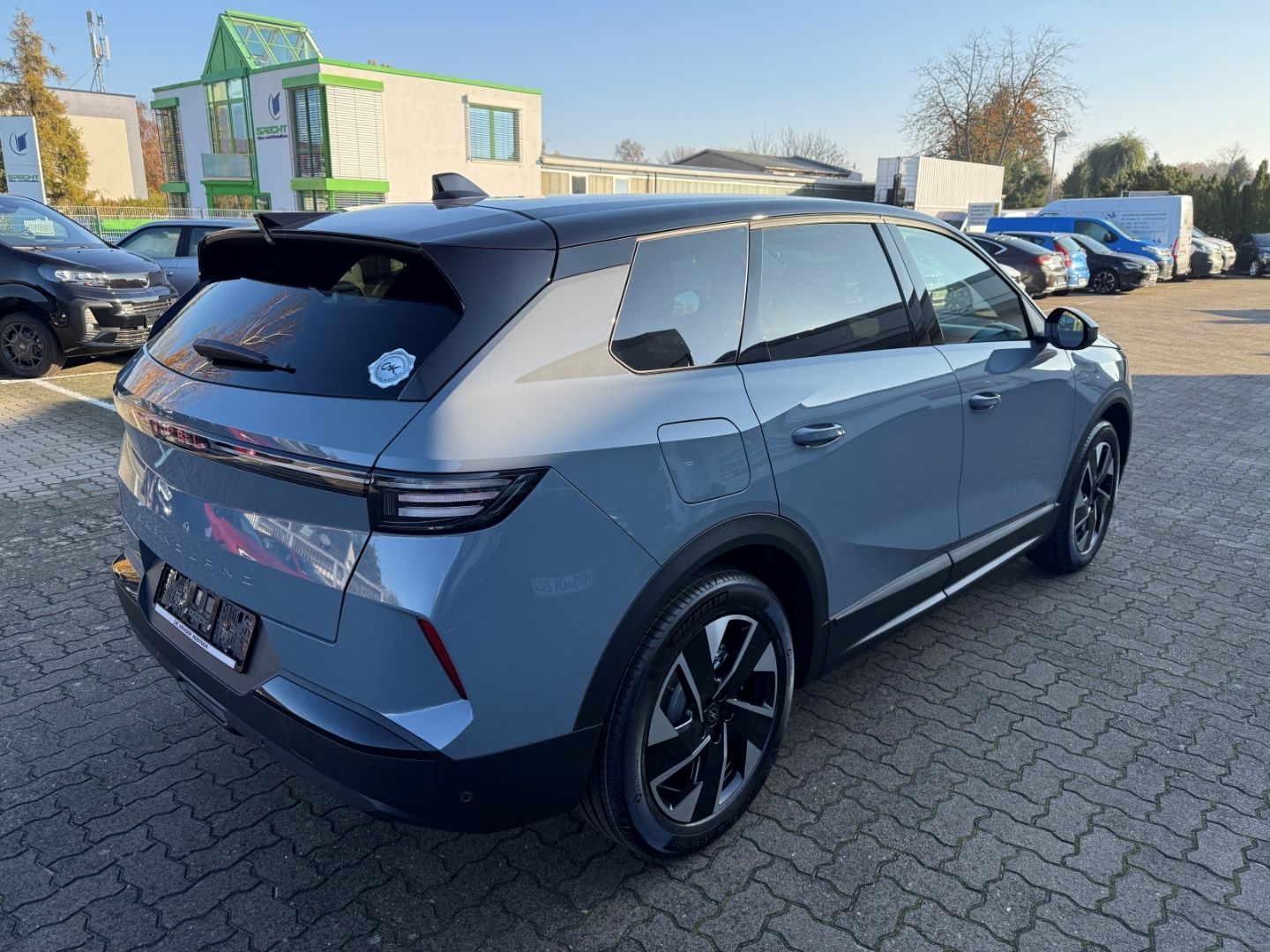 Fahrzeugabbildung Opel Grandland 1.2 GS +SHZ+LHZ+Kamera+Allwetter