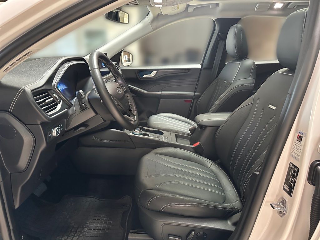 Fahrzeugabbildung Ford Kuga 2.0 Vignale ACC Pano SDHZ Navi LED HUD 4SHZ