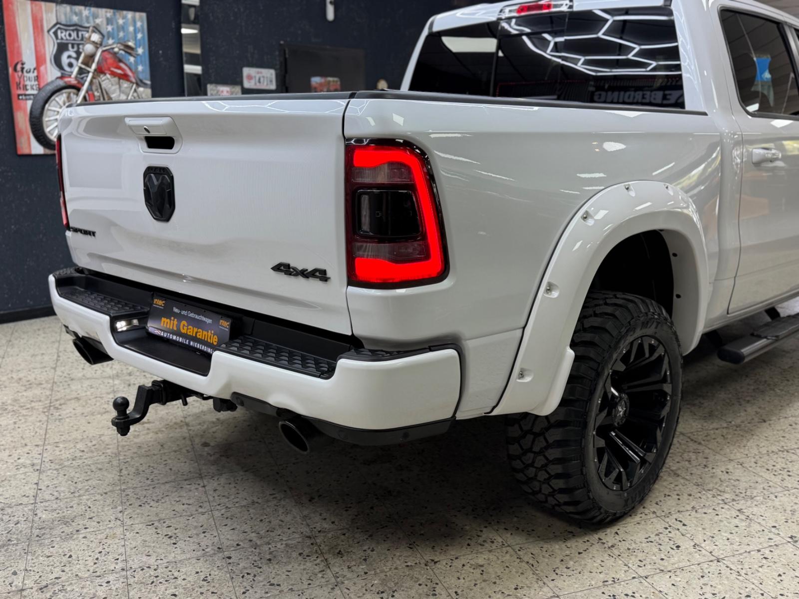 Dodge Ram 5.7 HEMI 4X4 Sport / Pano / ACC / 360° / 12", миниатюра 18