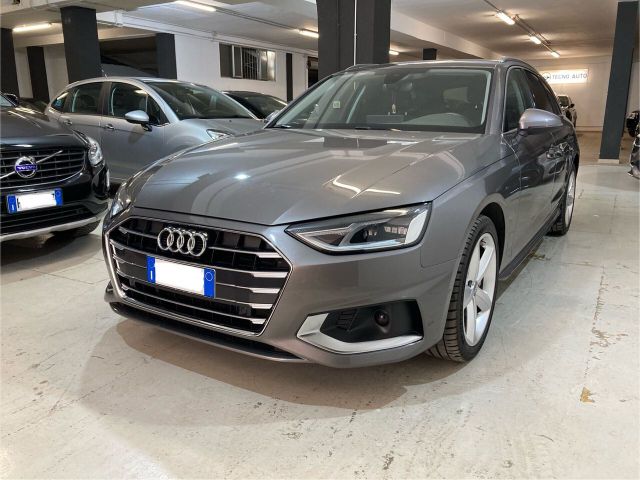 Audi A4 40 TDI S tronic Business