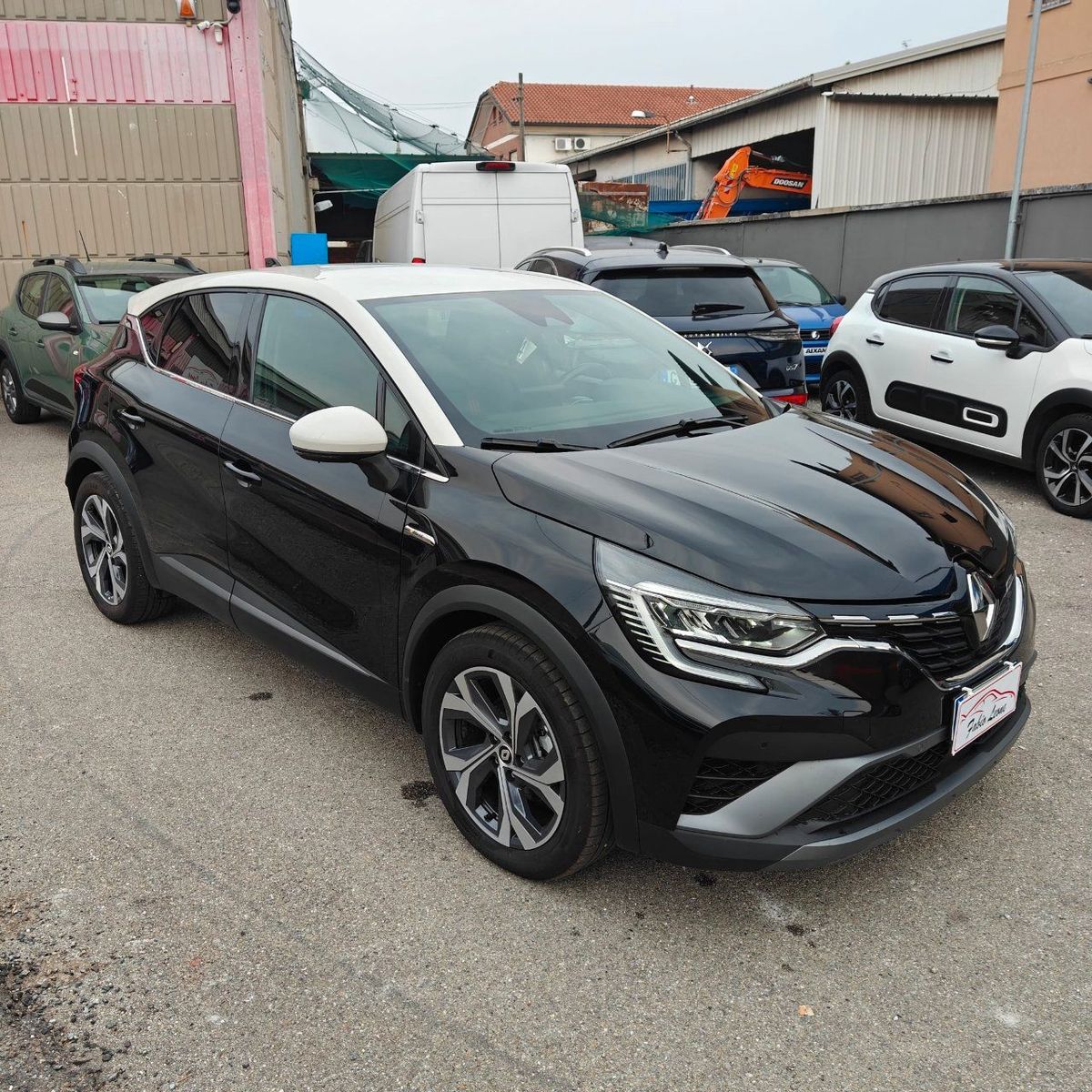 Renault Captur 1.6 E-Tech hybrid RS Line 145cv a imagem 3