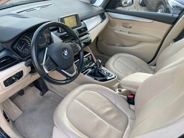 BMW 218 Active Tourer - 9