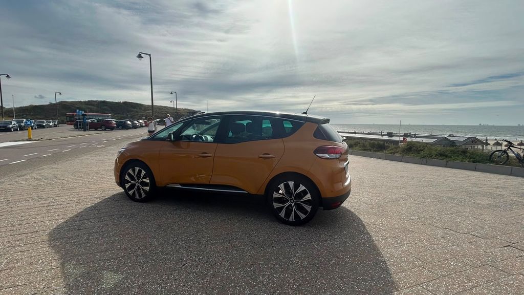 Image of Renault Scenic