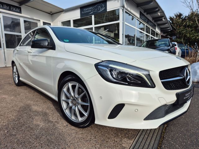MERCEDES-BENZ A 180 Night Paket Style LED~Navi~Teilleder