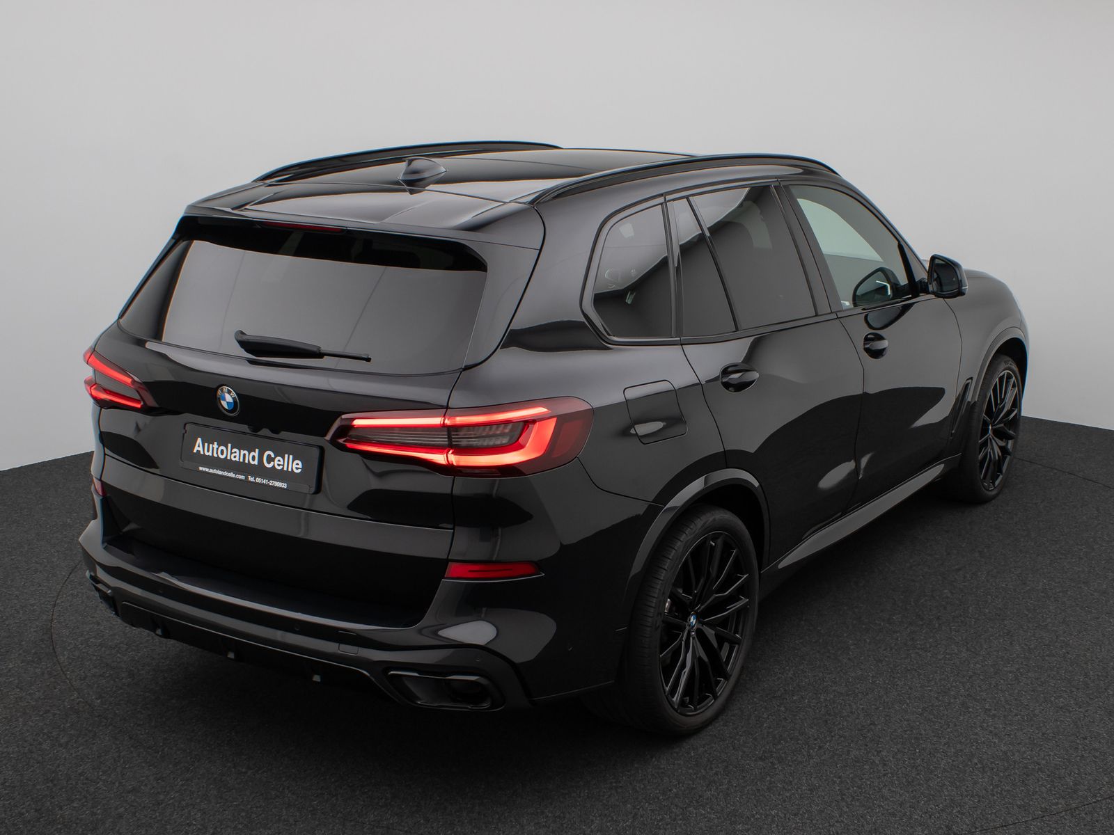 Fahrzeugabbildung BMW X5 xD30d M Sport Panorama Kamera HUD DAB HiFi