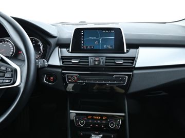 BMW 216 Gran Tourer - 11
