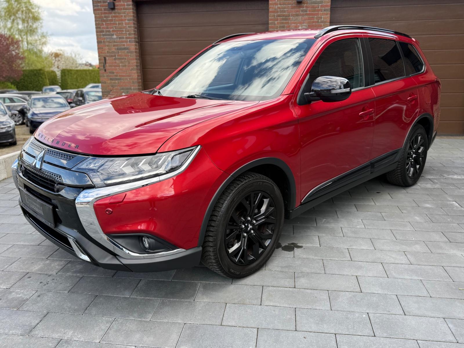 Mitsubishi Outlander 2.0CVT Active+ I LED I KAM I AHK