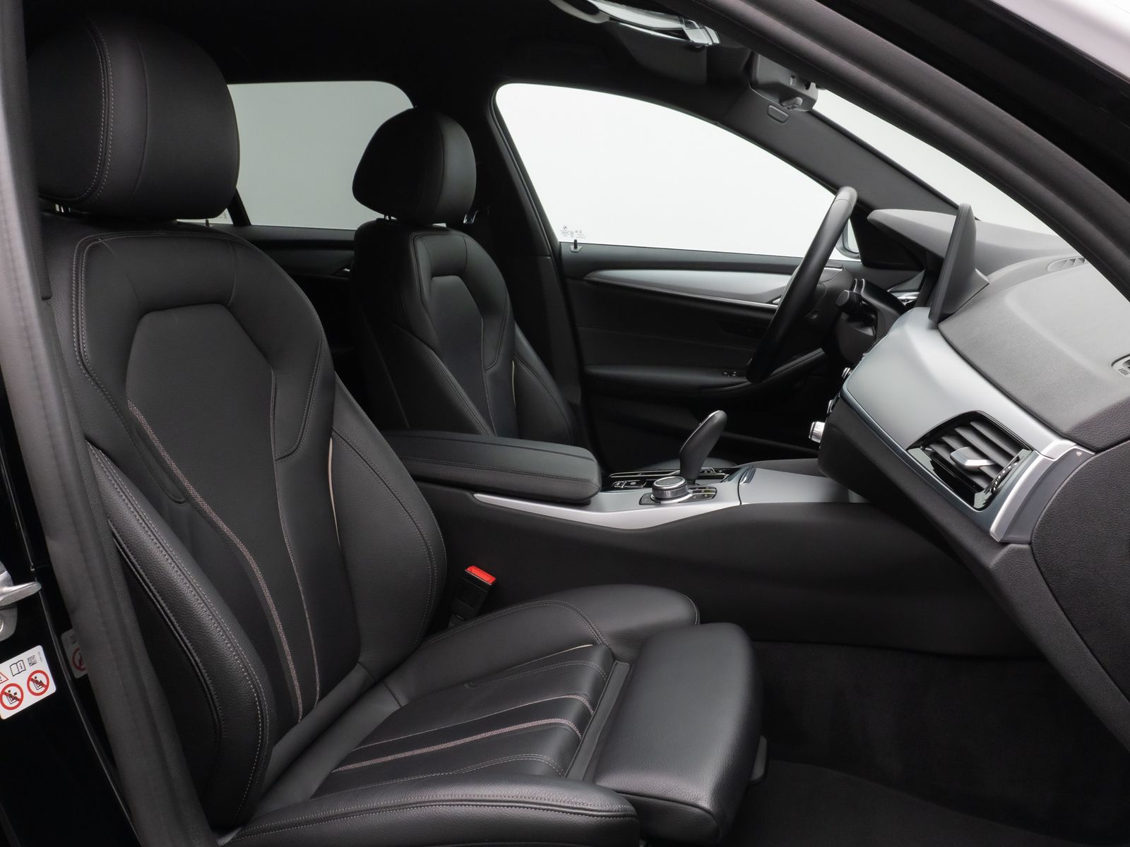 Fahrzeugabbildung BMW 530d Kamera DAB HiFi 4xKlima Leder Sport Alarm