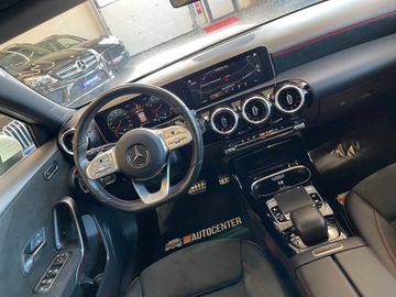 Mercedes-Benz A35 AMG 4Matic *PANO*LED*PDC*CARPLAY*