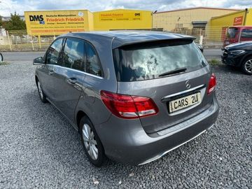 Mercedes B 180 - 6