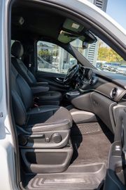 Fahrzeugabbildung Mercedes-Benz V 300 4MATIC|360°|AHK|SHZ|PANO|SPUR|TOTW.