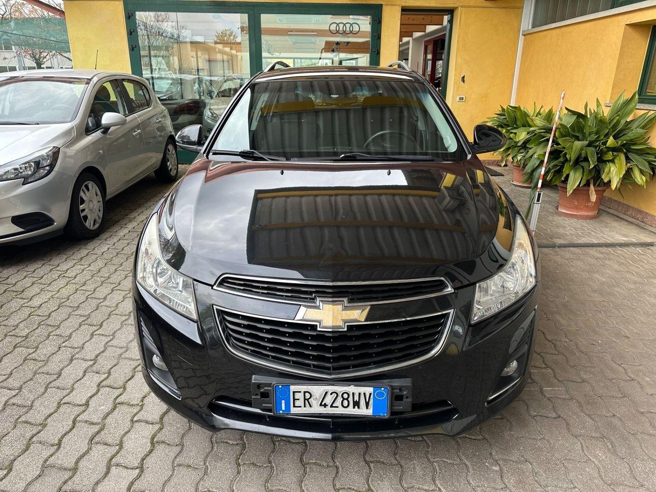 Chevrolet Cruze 2013 — rear view