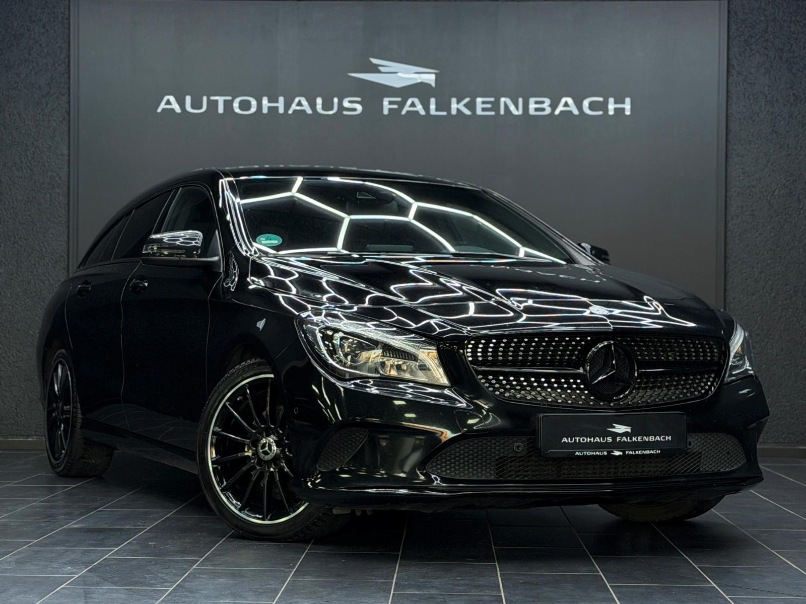 Mercedes-Benz CLA 220D*SB*4-MATIC*AMG*AHK*SHZ*LEDER*18ZOLL