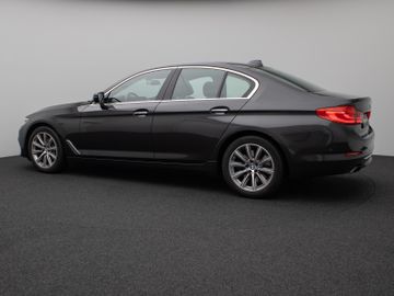 Fahrzeugabbildung BMW 540i Luxury Line HUD ACC LED Kamera 360°
