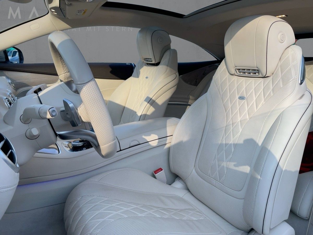 Fahrzeugabbildung Mercedes-Benz S 560 4M Coupe AMG-Unikat-einzigartige Farbkombi