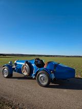 Bugatti B35 Replika - : Replika
