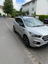Ford Kuga 1,5 EcoBoost 4x4 129kW Black & Silv Aut... - Ford Kuga in Kassel